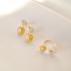HELIA ROUND EARRINGS (DIAMOND AND YELLOW SAPPHIRE)