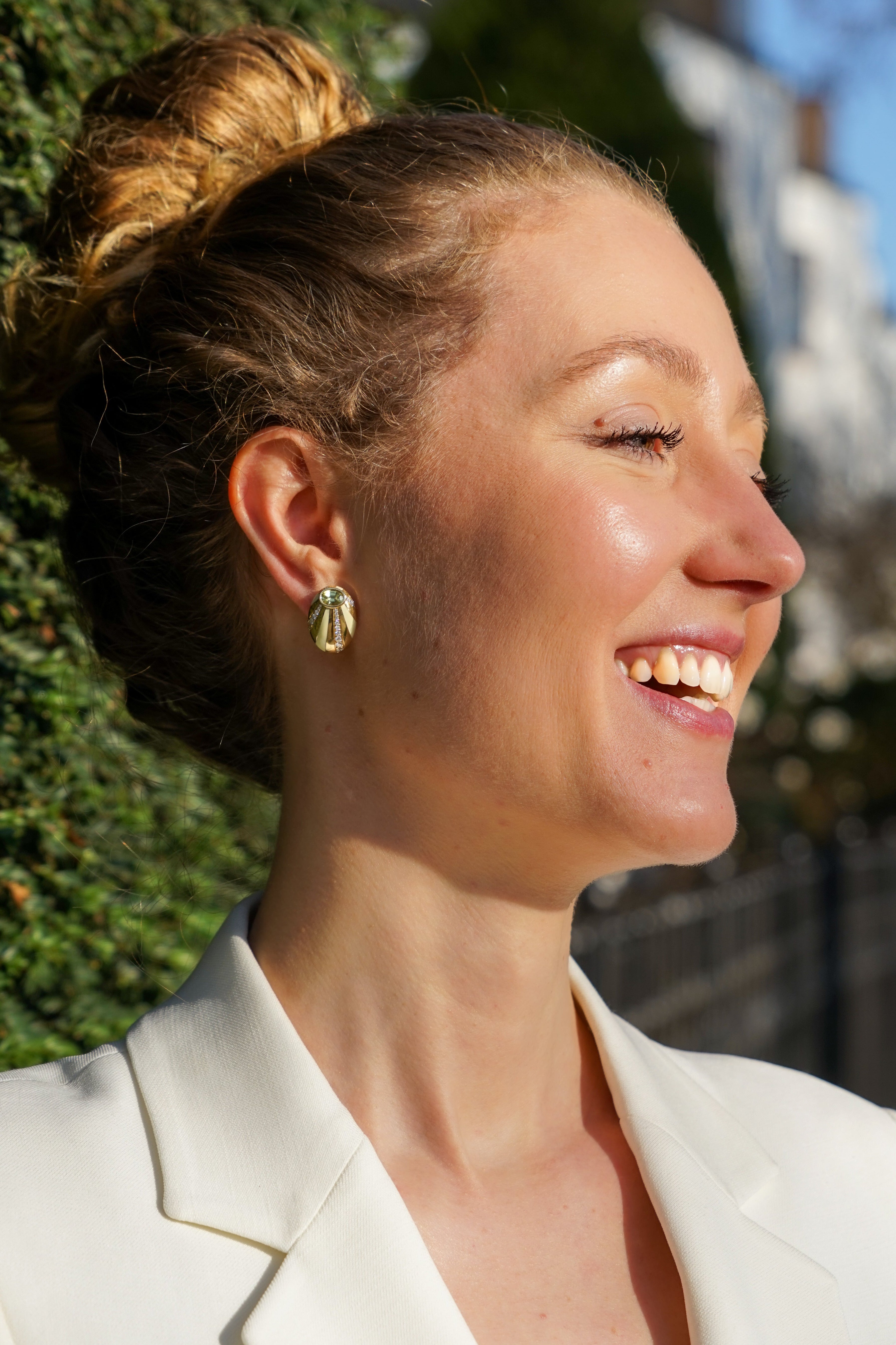 HELIA OVAL EARRINGS (CRYSOBERYL AND DIAMOND)